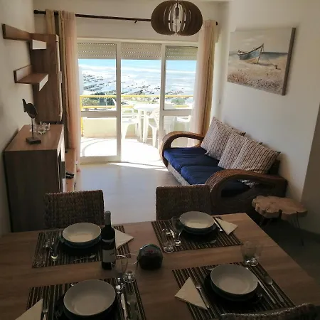 Apartamento Serrado - *